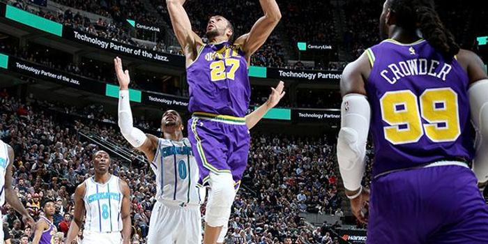  戈贝尔两双爵士主场轻取开拓者止颓势